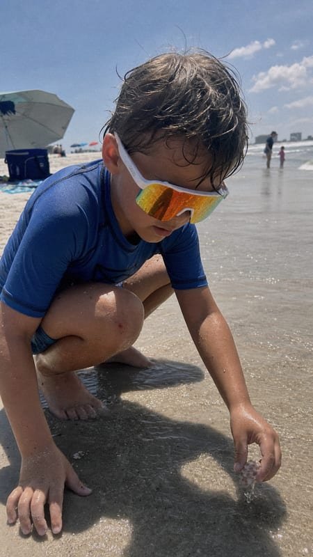 Sourcing Safety Standards Safety standards and UV400 certifications to check when sourcing kids' sunglasses (ID#5)