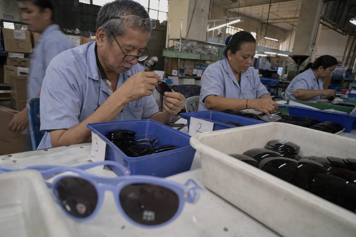 Why VLT matters more for children's eyes than adult sunglasses lenses (ID#4)