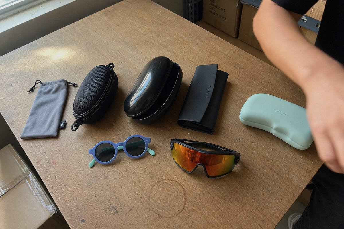 Protective Eyewear Cases Protective zippered, hard shell, and silicone cases for children's eyewear packaging (ID#3)
