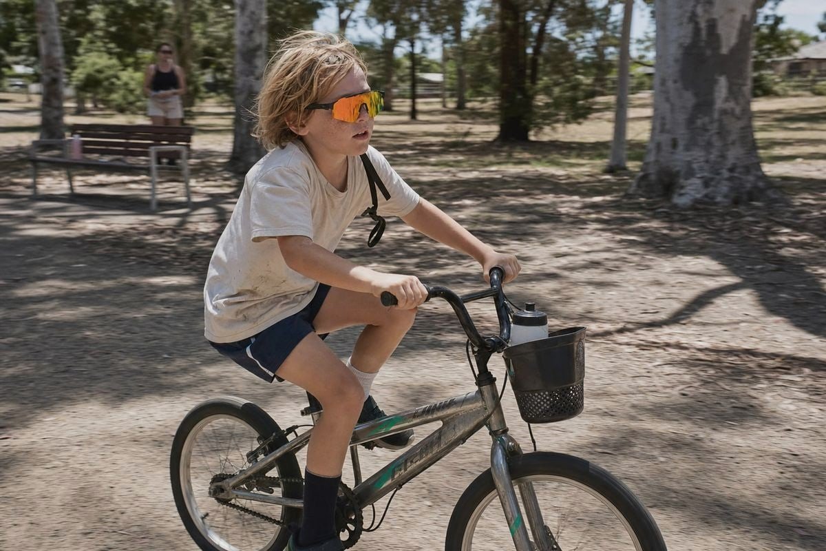 Sunglasses for Active Play Kids' sunglasses suitable for low-impact activities but not high-risk sports (ID#3)