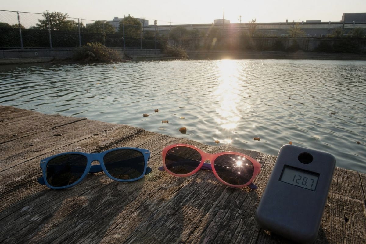 Stylish sunglasses design alone does not ensure safety for active children (ID#5)