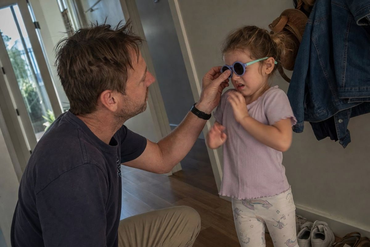 Fixing Sunglasses Refusal Reasons children refuse sunglasses and gentle ways to fix it (ID#3)