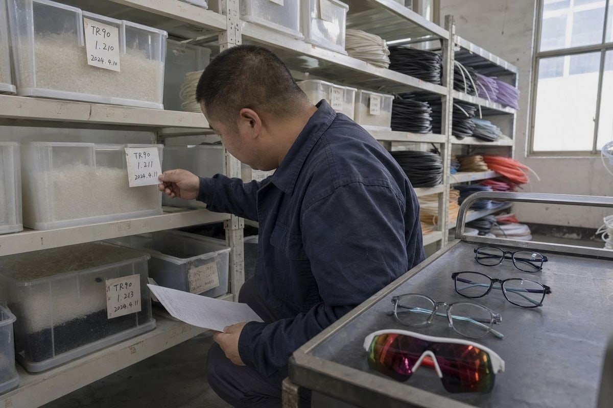 Steps to verify supplier quality claims before placing a bulk order (ID#4)