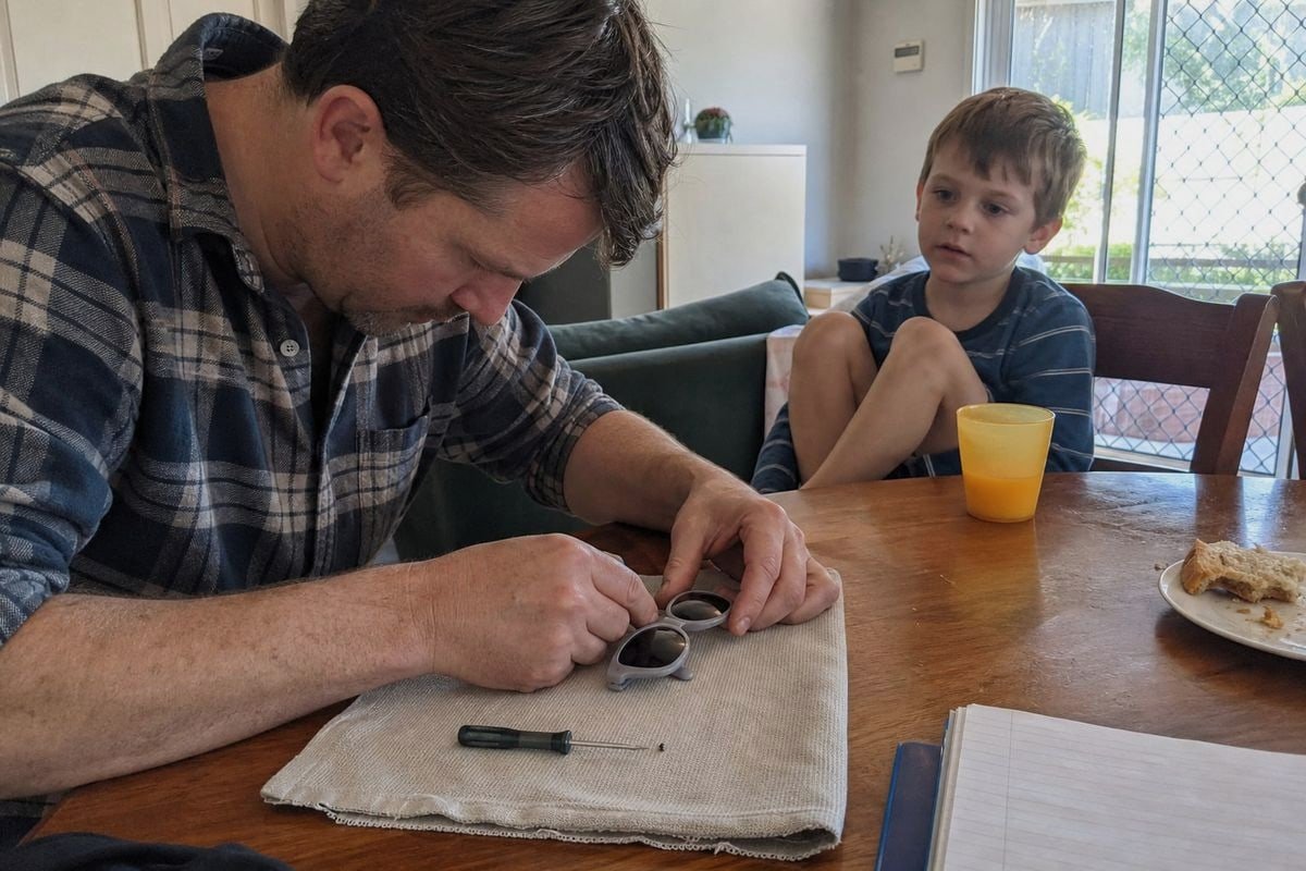Fixing Loose Lenses Steps to safely clean and re-seat a loose lens in kids' sunglasses frames (ID#3)
