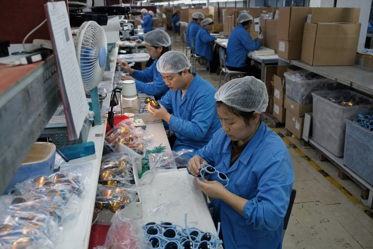 Verifying Supplier Compliance Methods to verify a supplier isn't selling to other buyers in your market (ID#4)