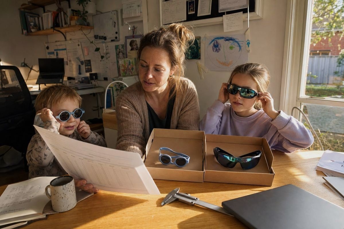 Kids Eyewear Fit Safety Confirming proper fit and safety standards for kids' eyewear across age groups (ID#5)