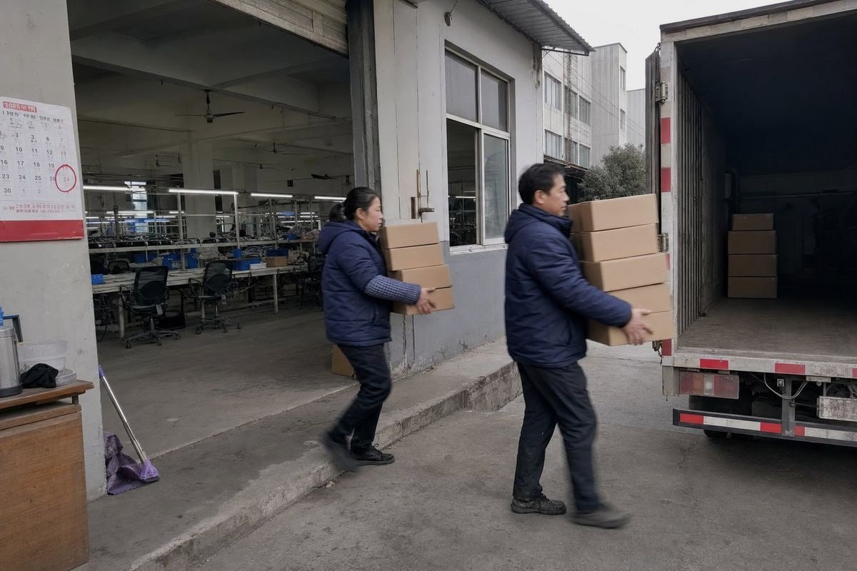 Planification des expéditions saisonnières afin que les lunettes arrivent avant la demande de pointe (ID#4)