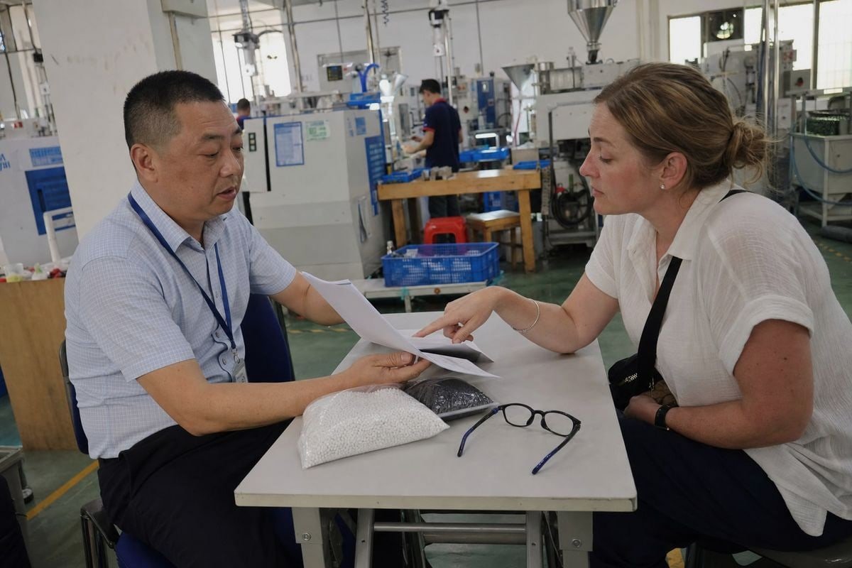 Factory Material Inspection Factory inspection process to confirm promised materials are actually used (ID#4)