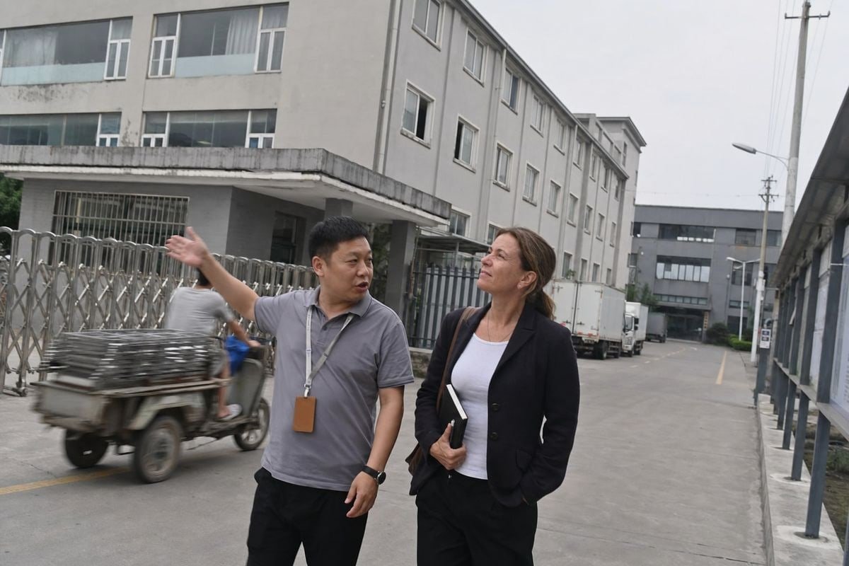 Distinguishing genuine factories from trading companies when sourcing kids optical frames from China (ID#1)