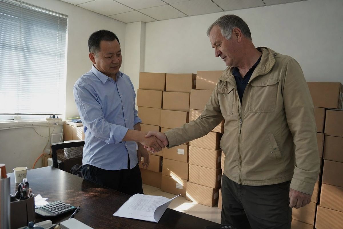 Contract Protection Terms Negotiating factory contract terms to protect against future material and currency cost changes (ID#5)