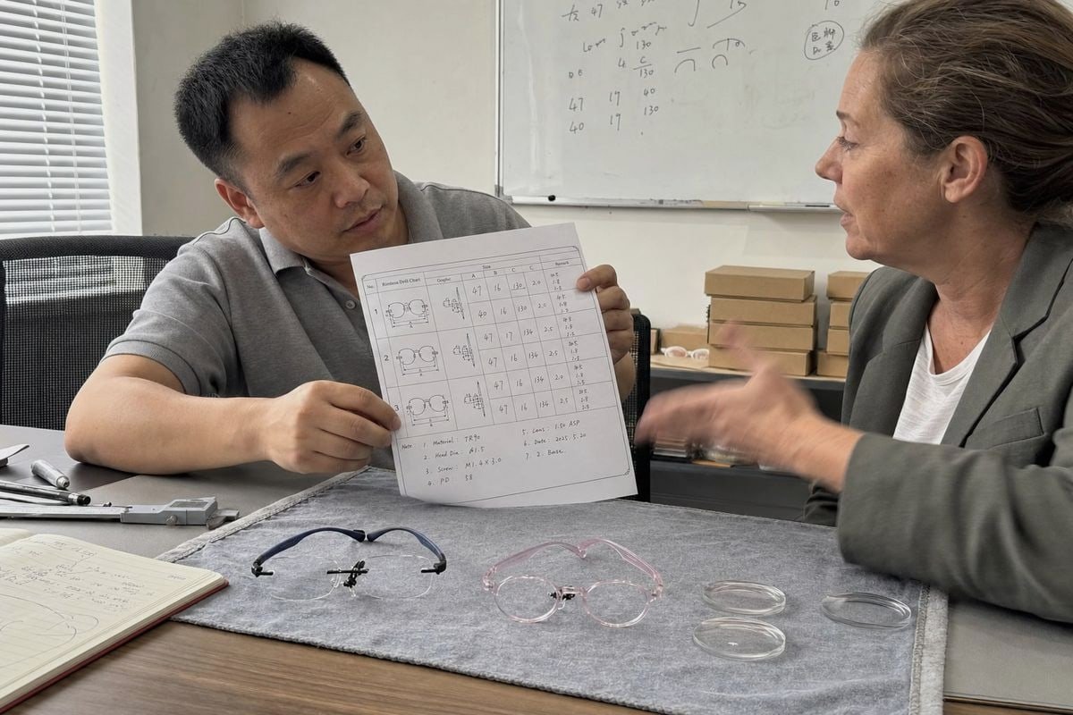 Guide to requesting drilling templates for rimless kids optical frames (ID#1)