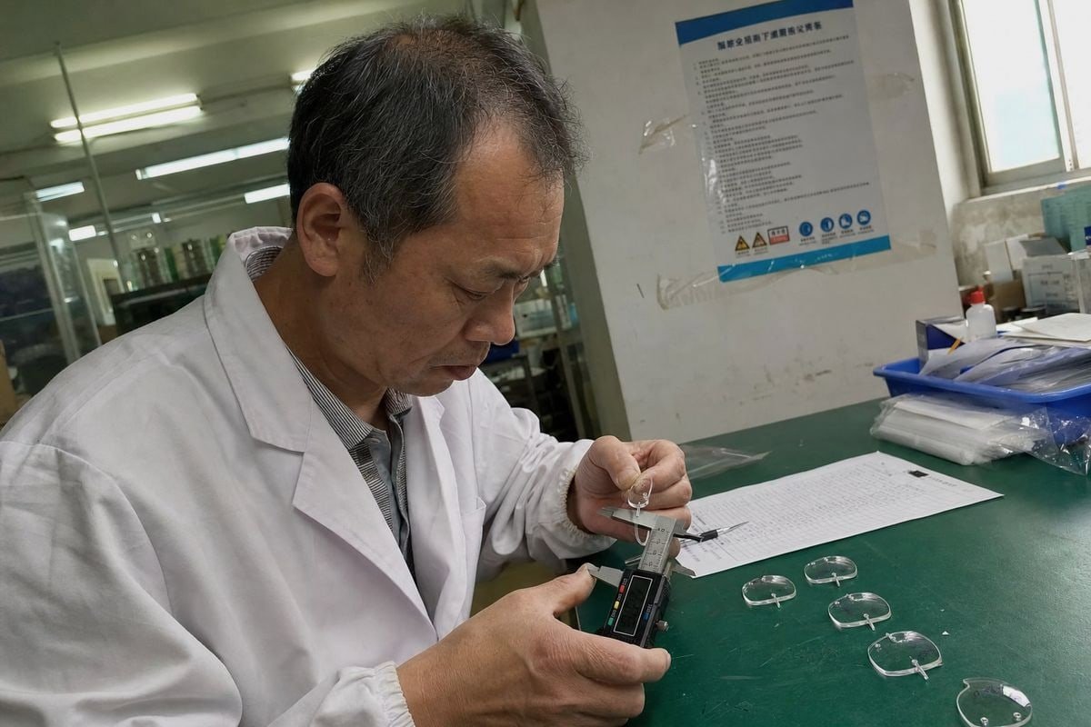 Safe Drilling Specifications Processing parameters ensuring safe durable drilling for children's rimless eyewear (ID#3)