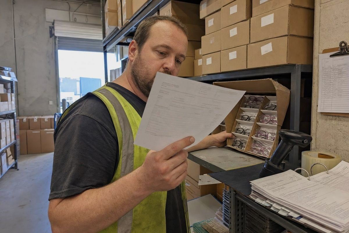 Checklist to verify documents before importing kids optical frames to avoid customs delays (ID#5)