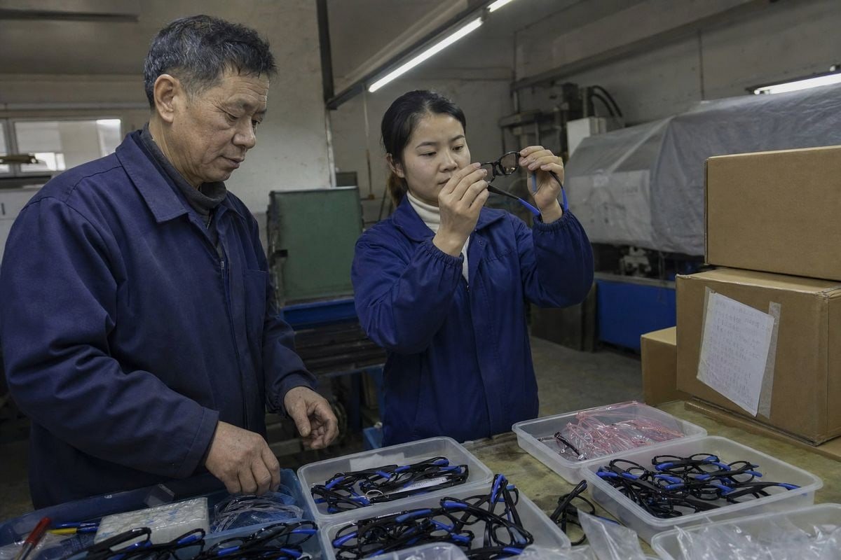 Backup supplier receiving 20-30 percent order allocation to stay production ready (ID#2)