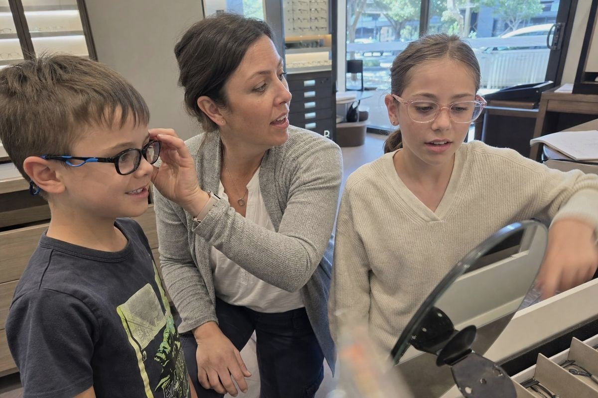 Avoiding Kids Sizing Mistakes Common sizing mistakes to avoid when selling kids' optical frames online (ID#4)