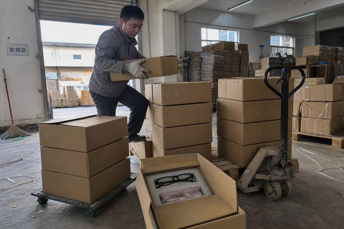 Hidden Landed Costs Hidden landed costs like freight, duties, and compliance affecting retail pricing (ID#5)