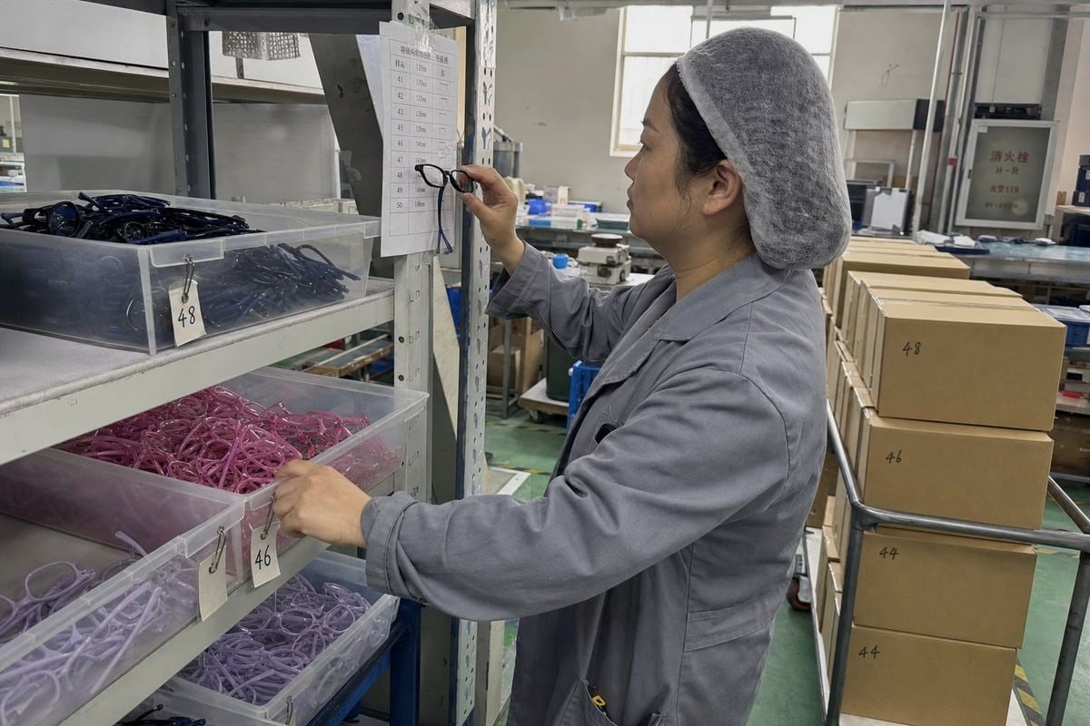 Key optical frame attributes for building SKUs from factory style numbers (ID#2)
