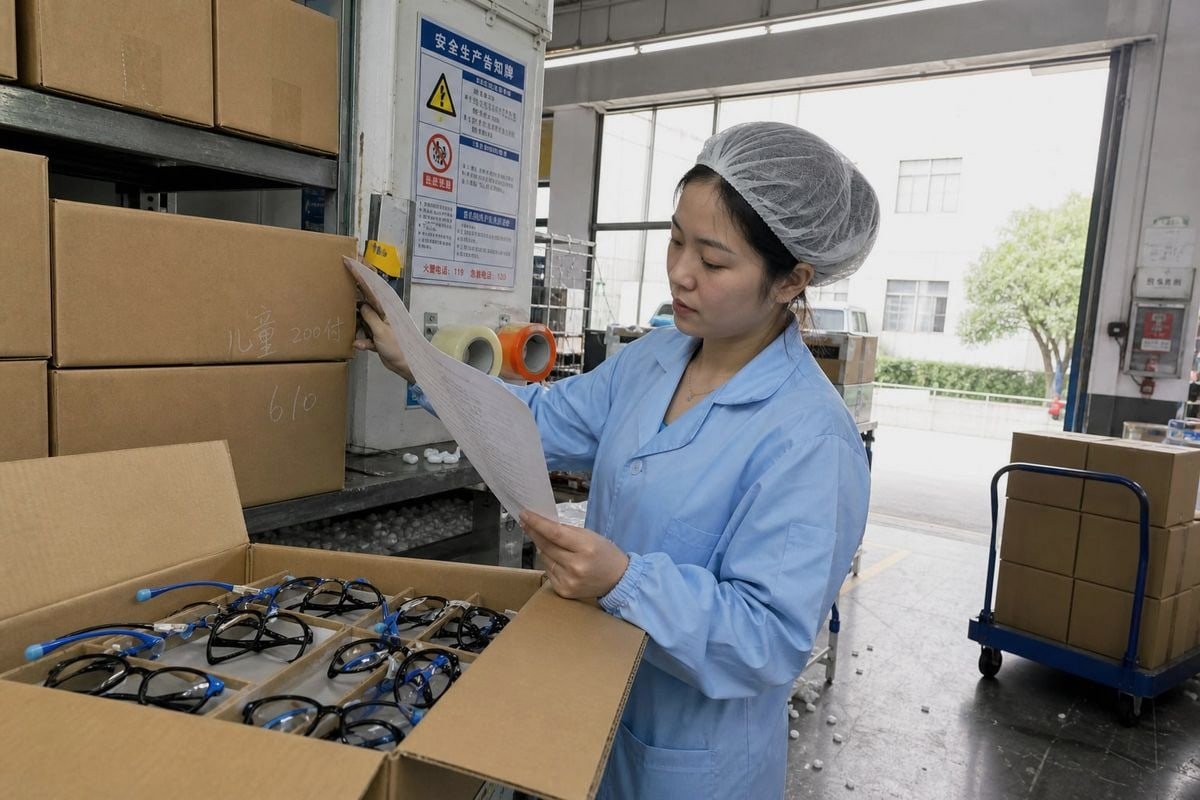 Required FDA Documents Checklist of essential FDA documents to request from optical frame manufacturers before ordering (ID#4)