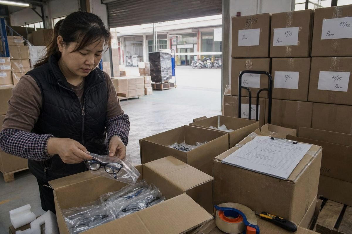 Strategies to avoid compliance delays when working with overseas factories on FDA labeling (ID#5)