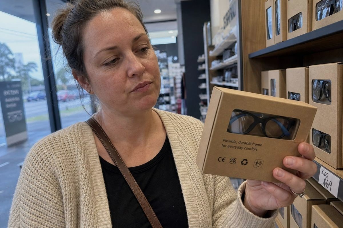 Packaging details parents notice first on kids optical frames (ID#1)