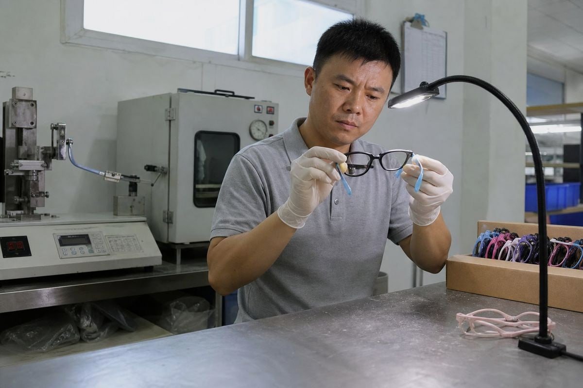ISO 12870 testing standards for children's optical eyewear frames (ID#1)