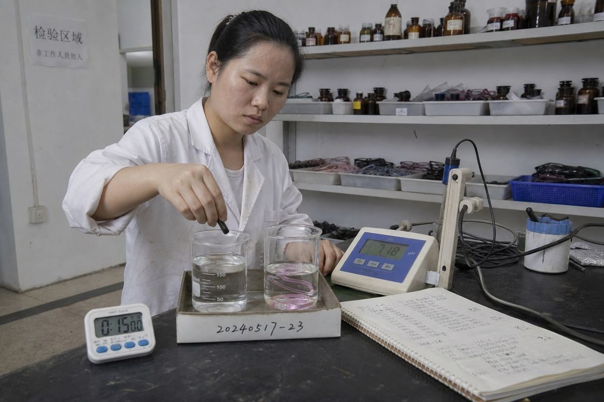 CPSIA total content limits versus EN 71 migration limits for lead and cadmium (ID#3)